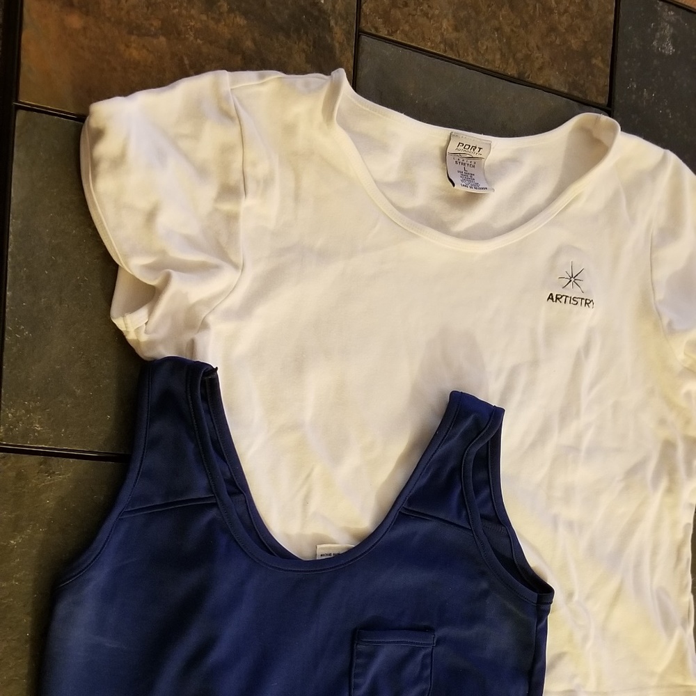 COPY - White T & Navy Tank 🦚 3 for $21 or 6 for $30